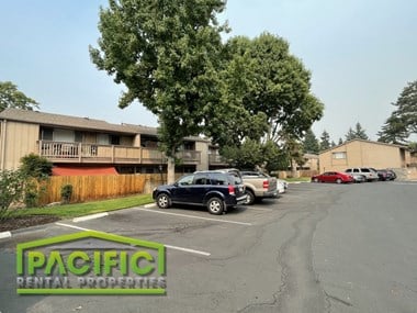725 Royal Ave 2 Beds Apartment for Rent Photo Gallery 1